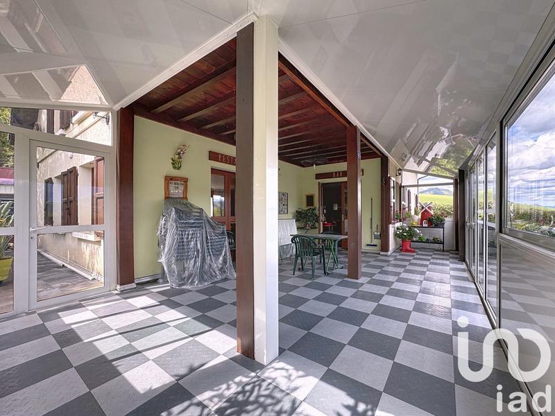 Maison - 275 m² - 8 pièces