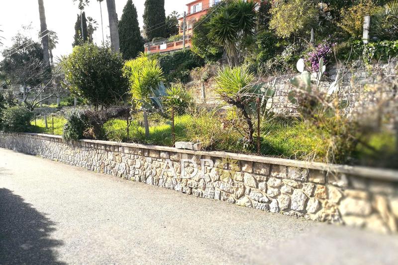 Maison - 96 m² - 5 pièces