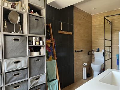 Maison traditionnelle - 264 m² - 10 pièces