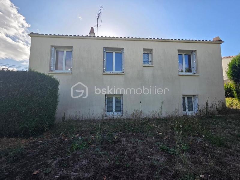 Maison traditionnelle - 88 m² - 5 pièces