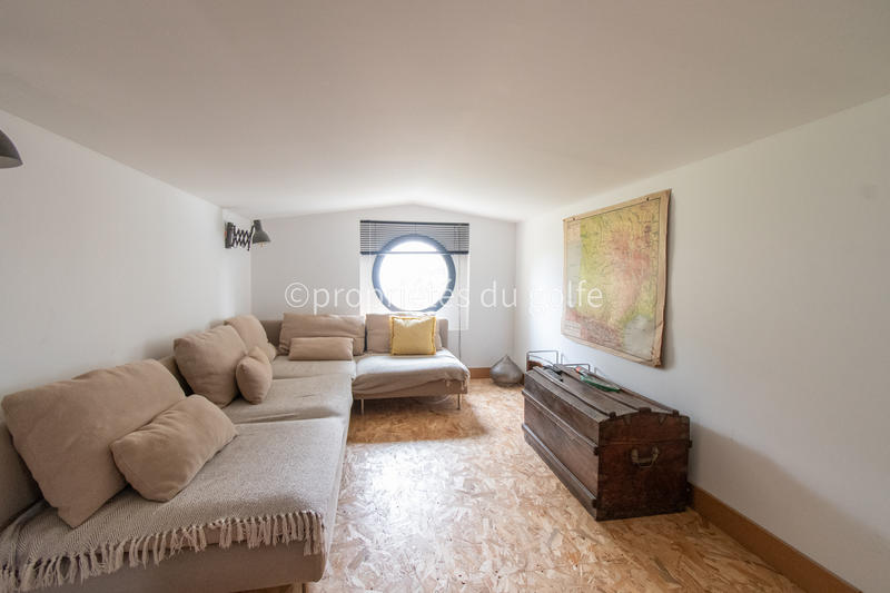 Maison - 169 m² - 6 pièces