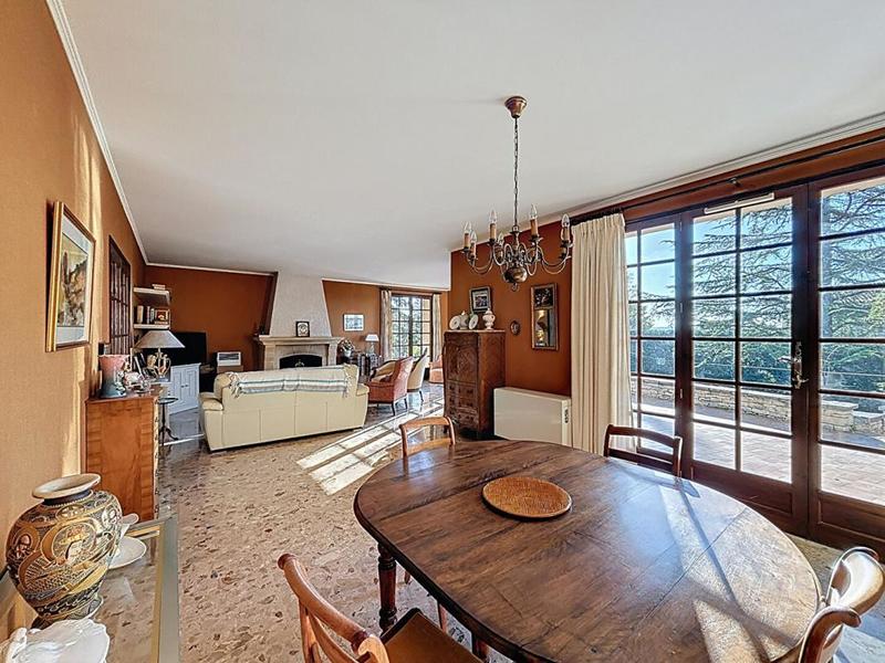 Maison - 175 m² - 5 pièces