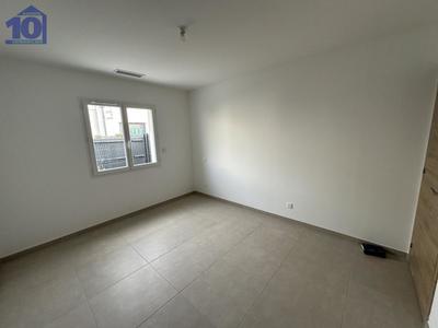 Maison - 102 m² - 4 pièces