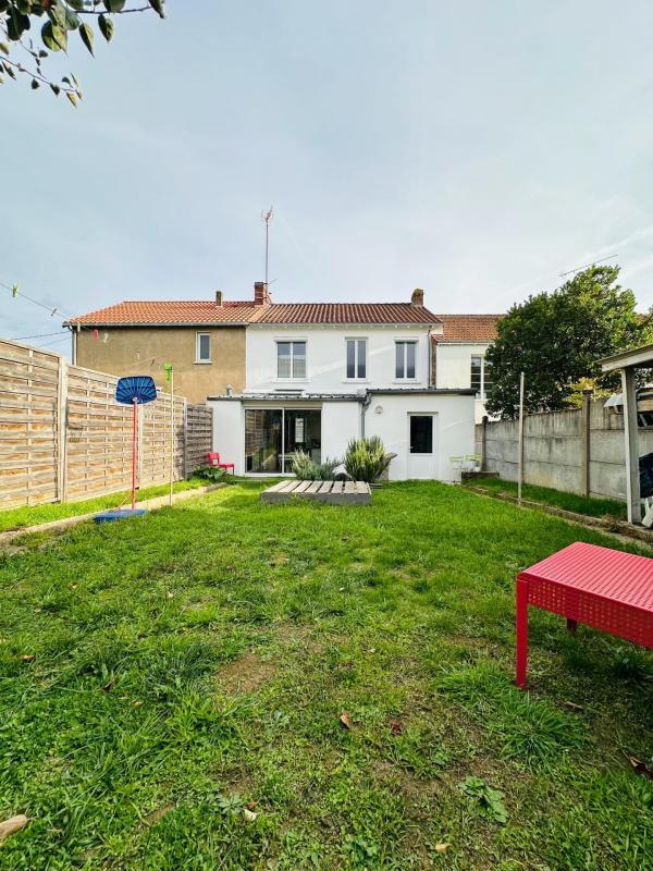 Maison de ville - 112 m² - 5 pièces