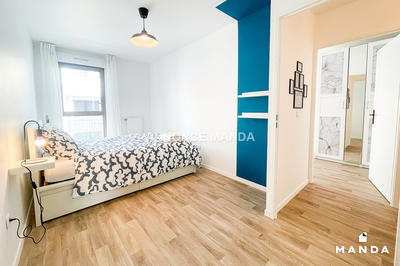 Chambre - 13 m² - 4 pièces