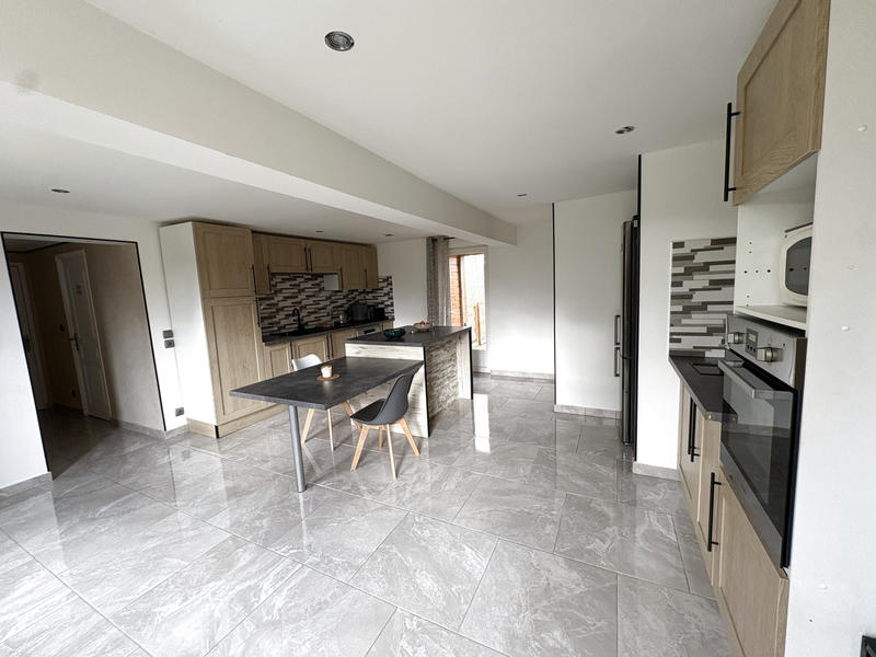 Maison - 142 m² - 4 pièces