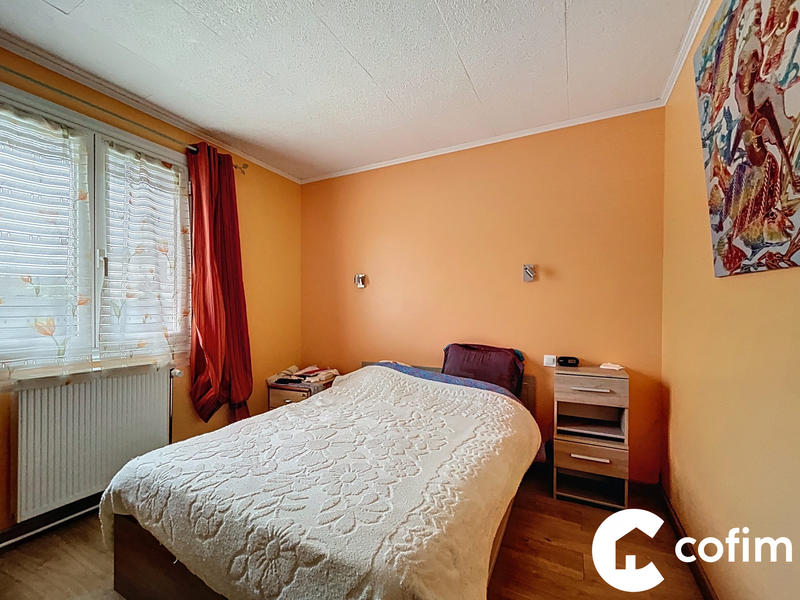 Maison - 107 m² - 6 pièces