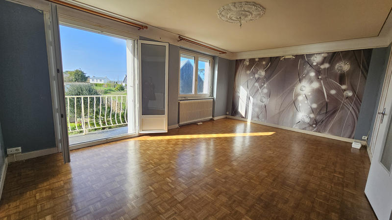 Maison - 100 m² - 6 pièces