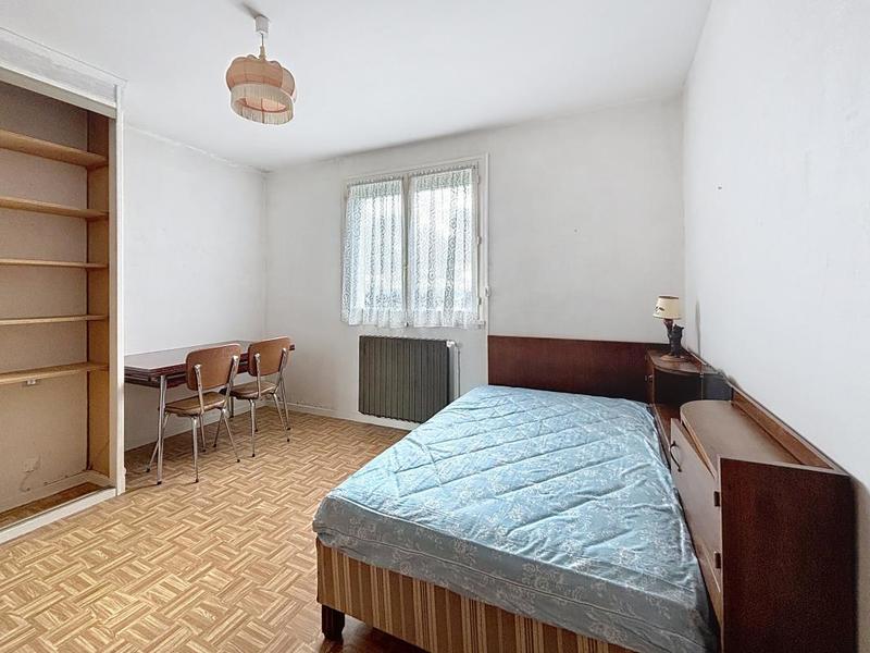 Maison - 184 m² - 7 pièces