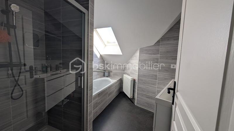 Maison en pierre - 111 m² - 5 pièces