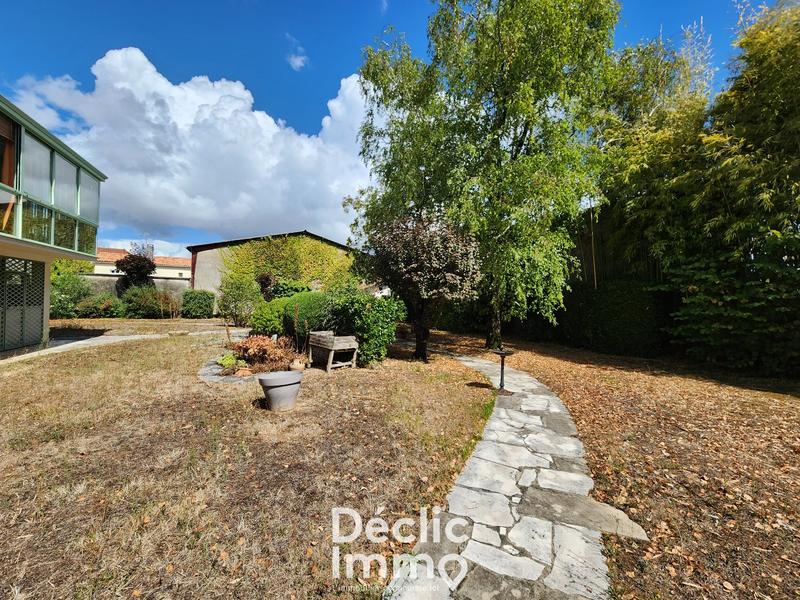 Maison - 162 m² - 8 pièces