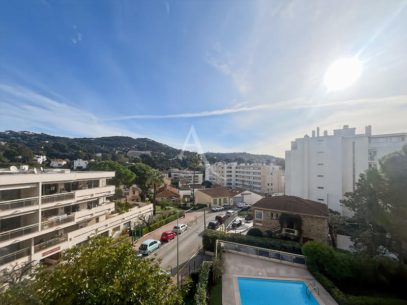 Appartement - 91 m² - 4 pièces