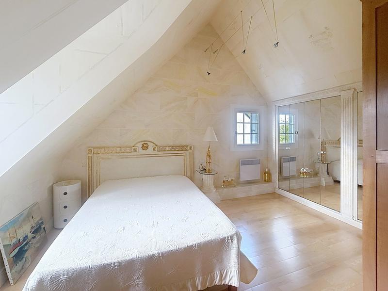 Maison - 111 m² - 5 pièces