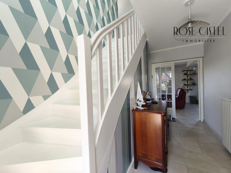 Maison - 158 m² - 8 pièces