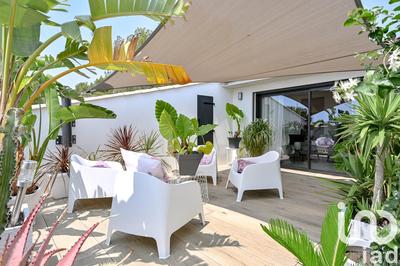 Appartement - 125 m² - 5 pièces