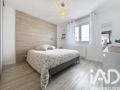 Maison - 111 m² - 6 pièces