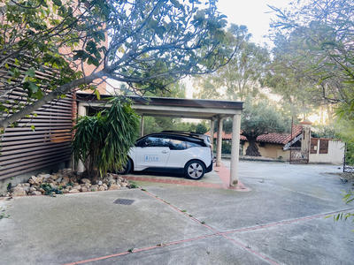 Mas - 565 m² - 5 pièces