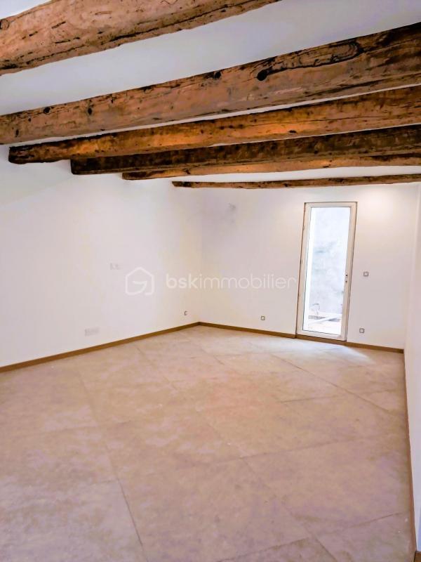 Maison ancienne - 180 m² - 11 pièces