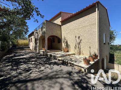 Maison - 200 m² - 7 pièces