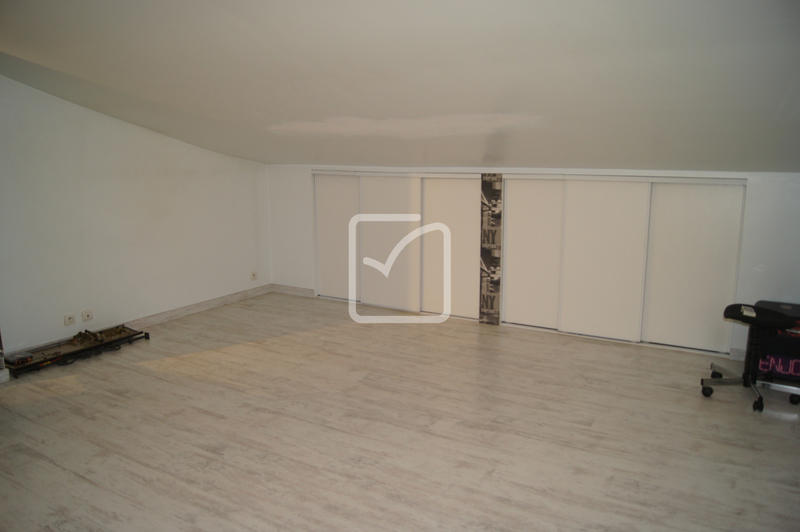 Maison - 178 m² - 7 pièces