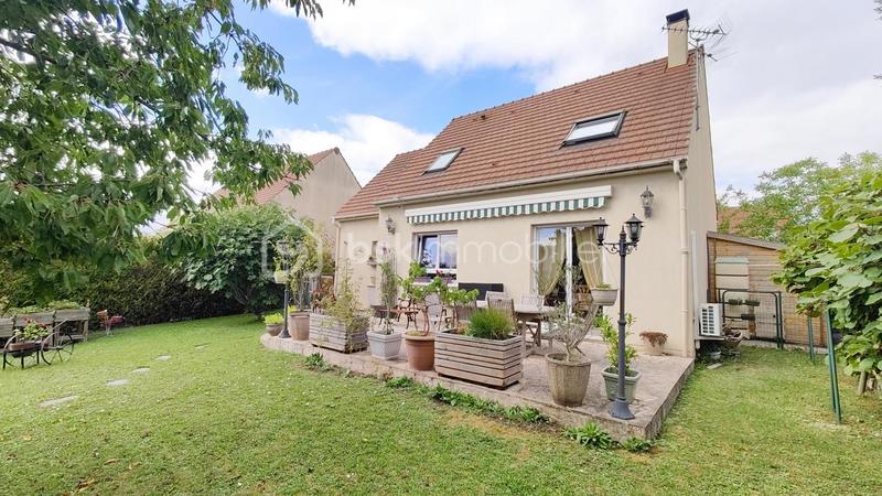 Maison - 101 m² - 5 pièces