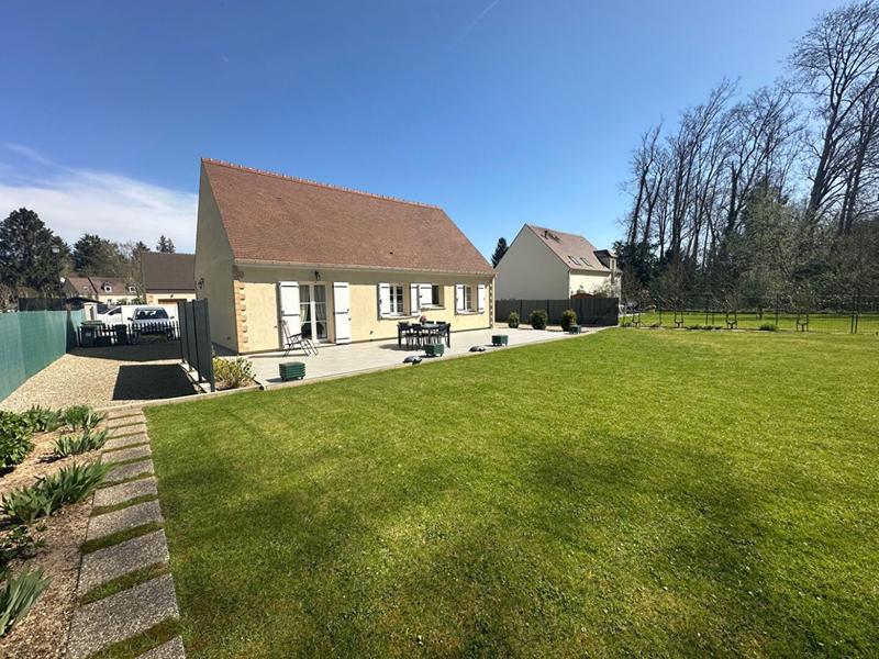 Maison - 85 m² - 4 pièces