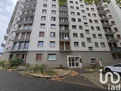 Appartement - 77 m² - 6 pièces