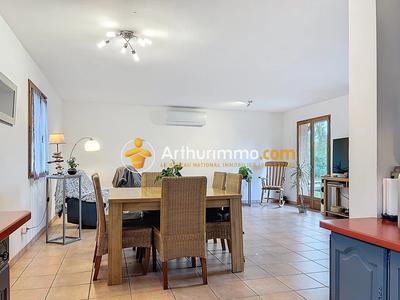 Maison - 102 m² - 5 pièces