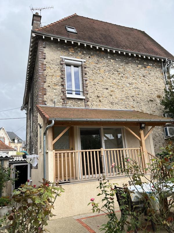 Maison - 174 m² - 7 pièces