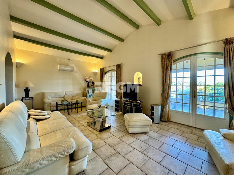 Villa - 332 m² - 7 pièces