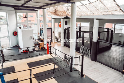 Local commercial - 415 m²