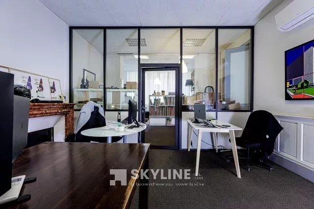 Appartement - 247 m² - 5 pièces