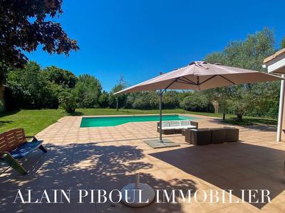 Maison - 200 m² - 6 pièces