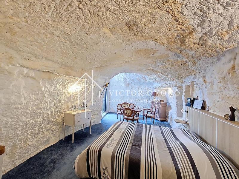 Maison - 208 m² - 6 pièces