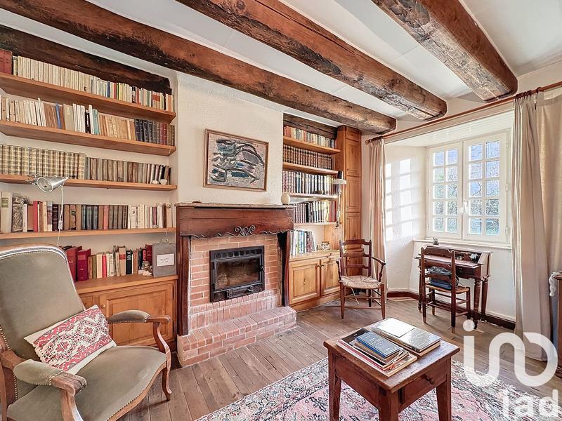 Maison - 270 m² - 11 pièces