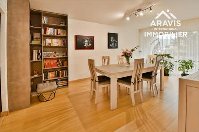 Appartement - 79 m² - 4 pièces