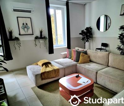 Chambre - 12 m² - 1 pièce