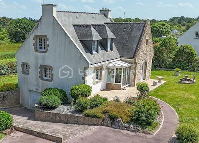 Maison de village - 135 m² - 7 pièces