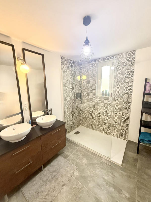 Maison - 110 m² - 6 pièces