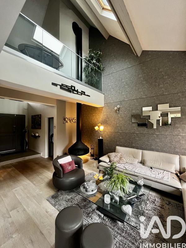 Maison - 176 m² - 7 pièces