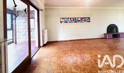 Maison - 138 m² - 5 pièces