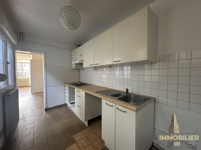 Maison - 74 m² - 4 pièces