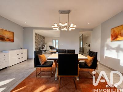 Maison - 192 m² - 8 pièces