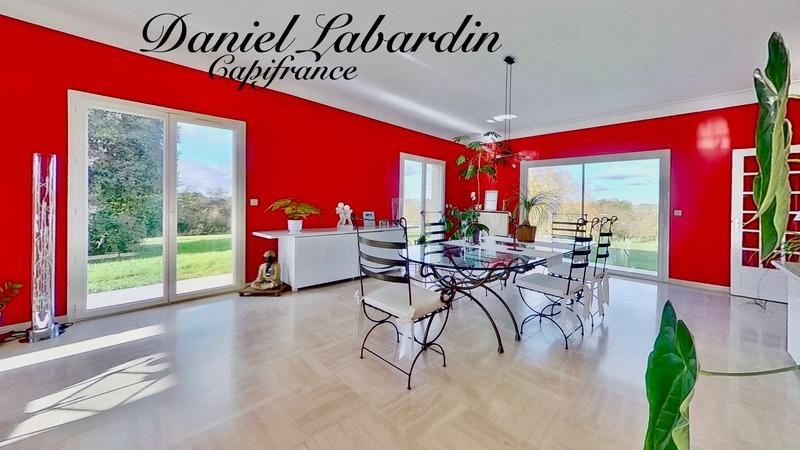 Villa - 188 m² - 6 pièces