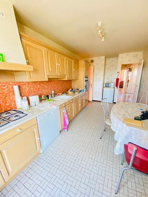 Appartement - 130 m² - 6 pièces