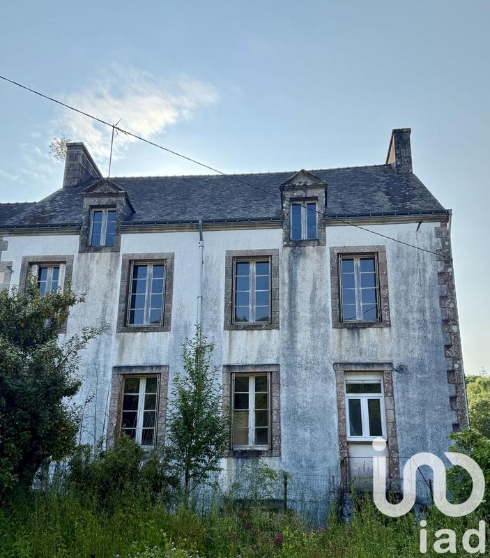 Maison - 330 m² - 5 pièces