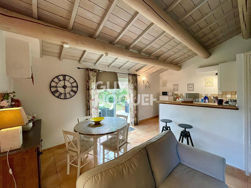 Maison - 320 m² - 9 pièces