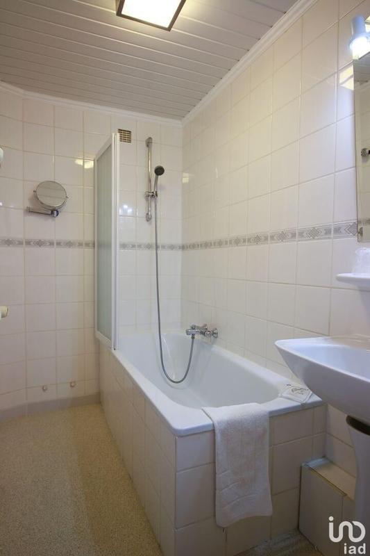 Local commercial - 1 500 m²