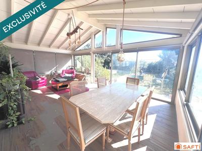 Maison - 345 m² - 8 pièces