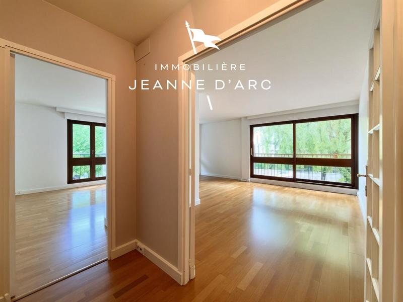 Appartement - 111 m² - 5 pièces